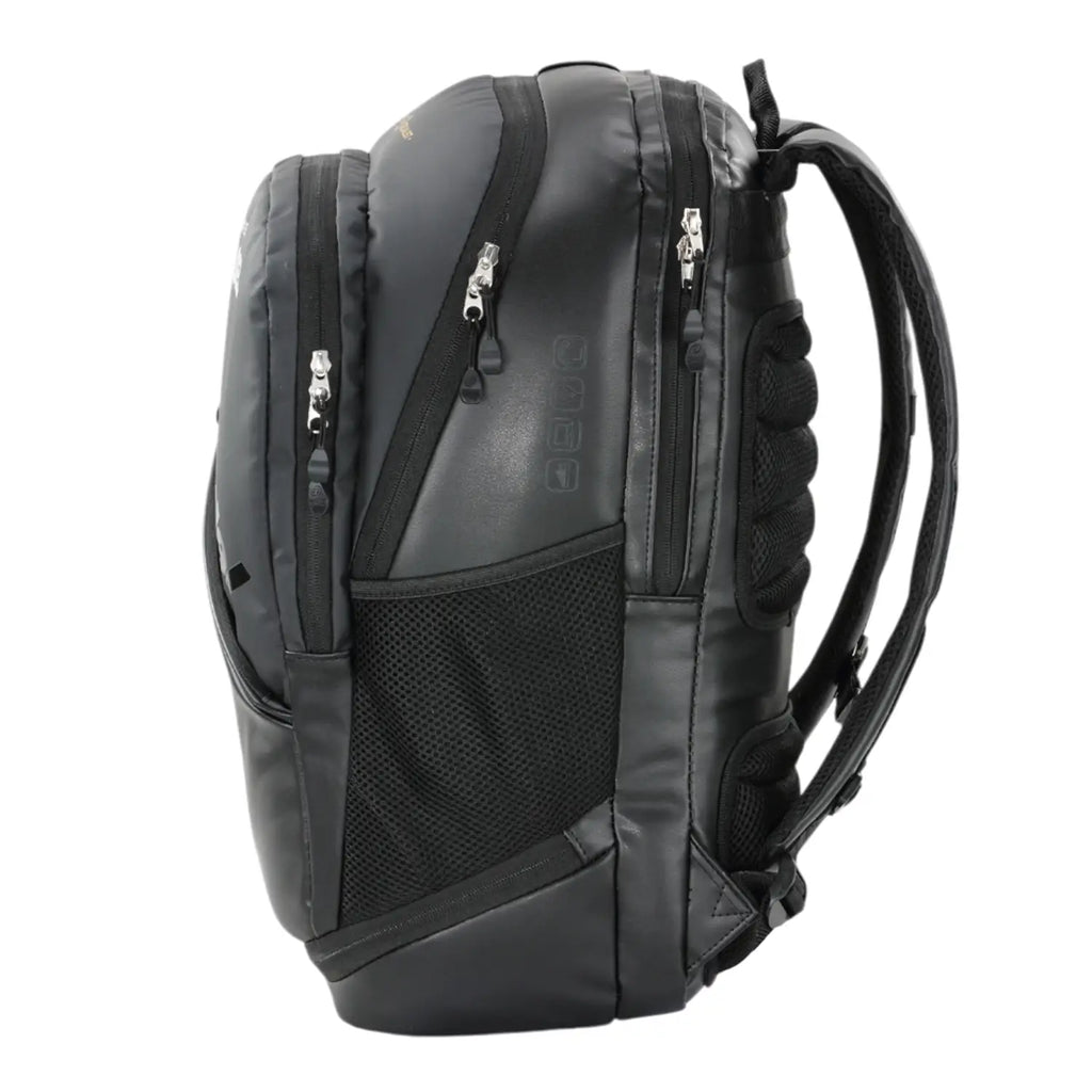 MOCHILA BULLPADEL HACK PREMIER PADEL NEGRO